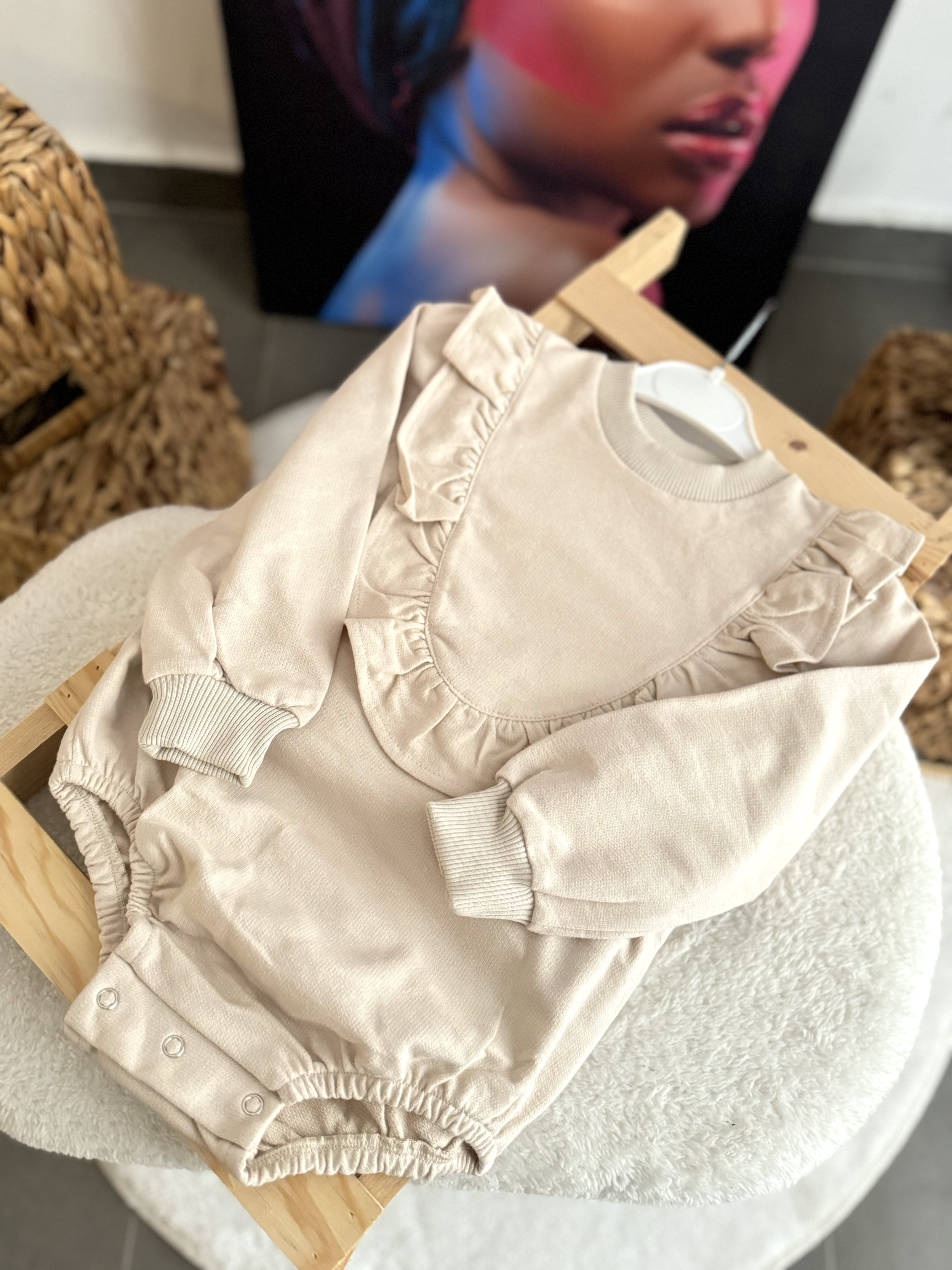 Ekru Çıtçıtlı Romper