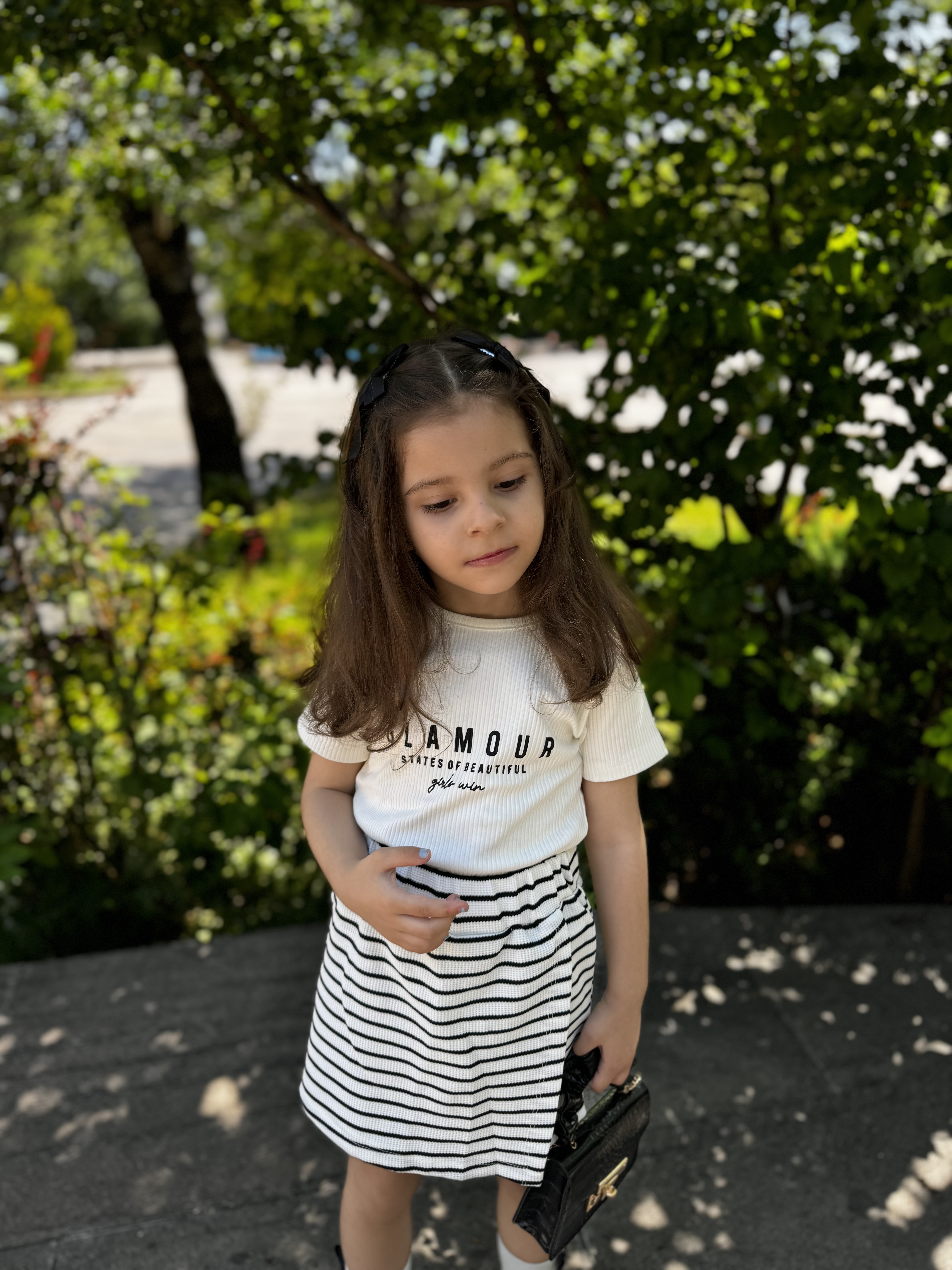 Glamour Beyaz Çizgili Etek Bluz Takım