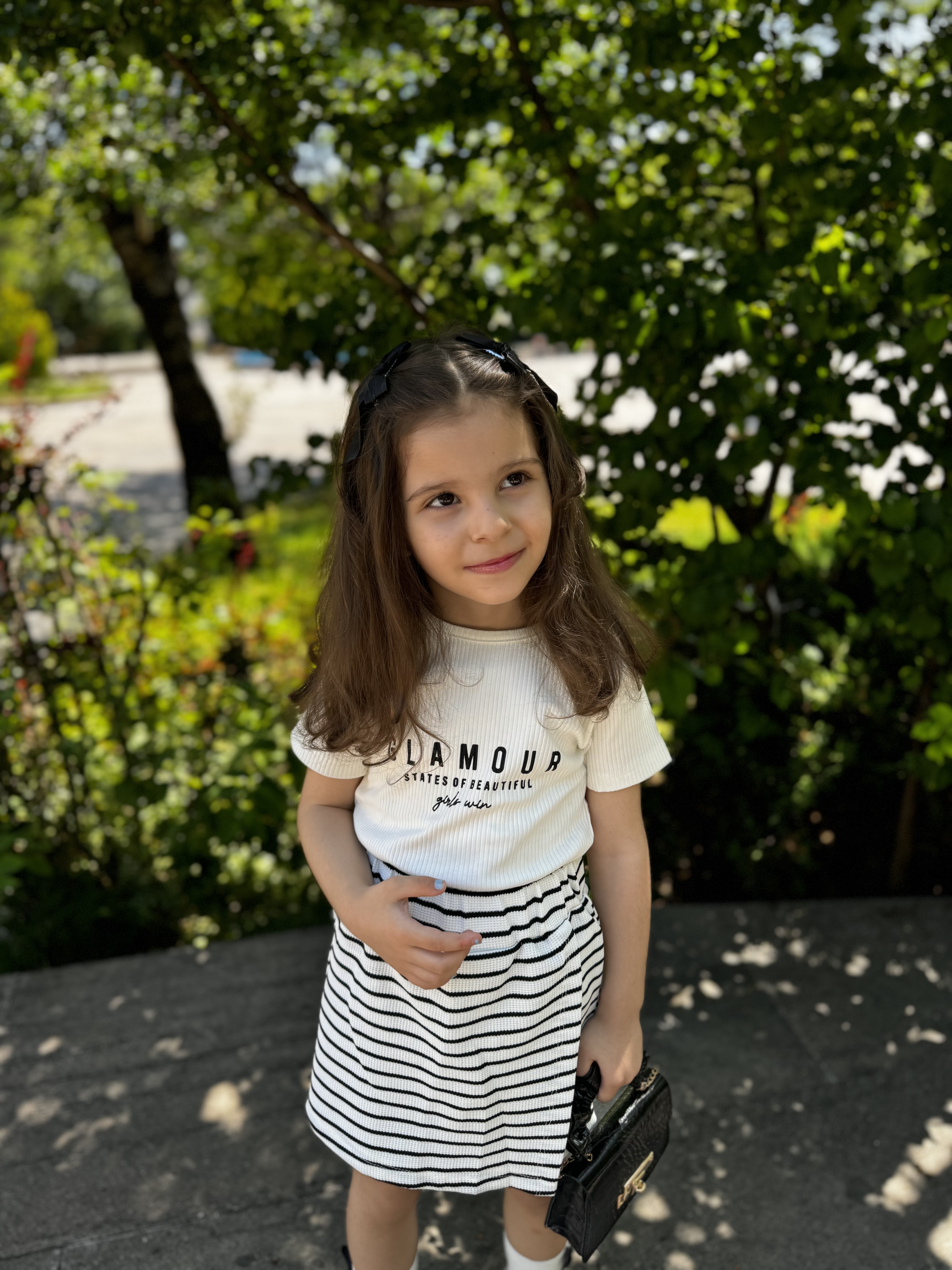 Glamour Beyaz Çizgili Etek Bluz Takım